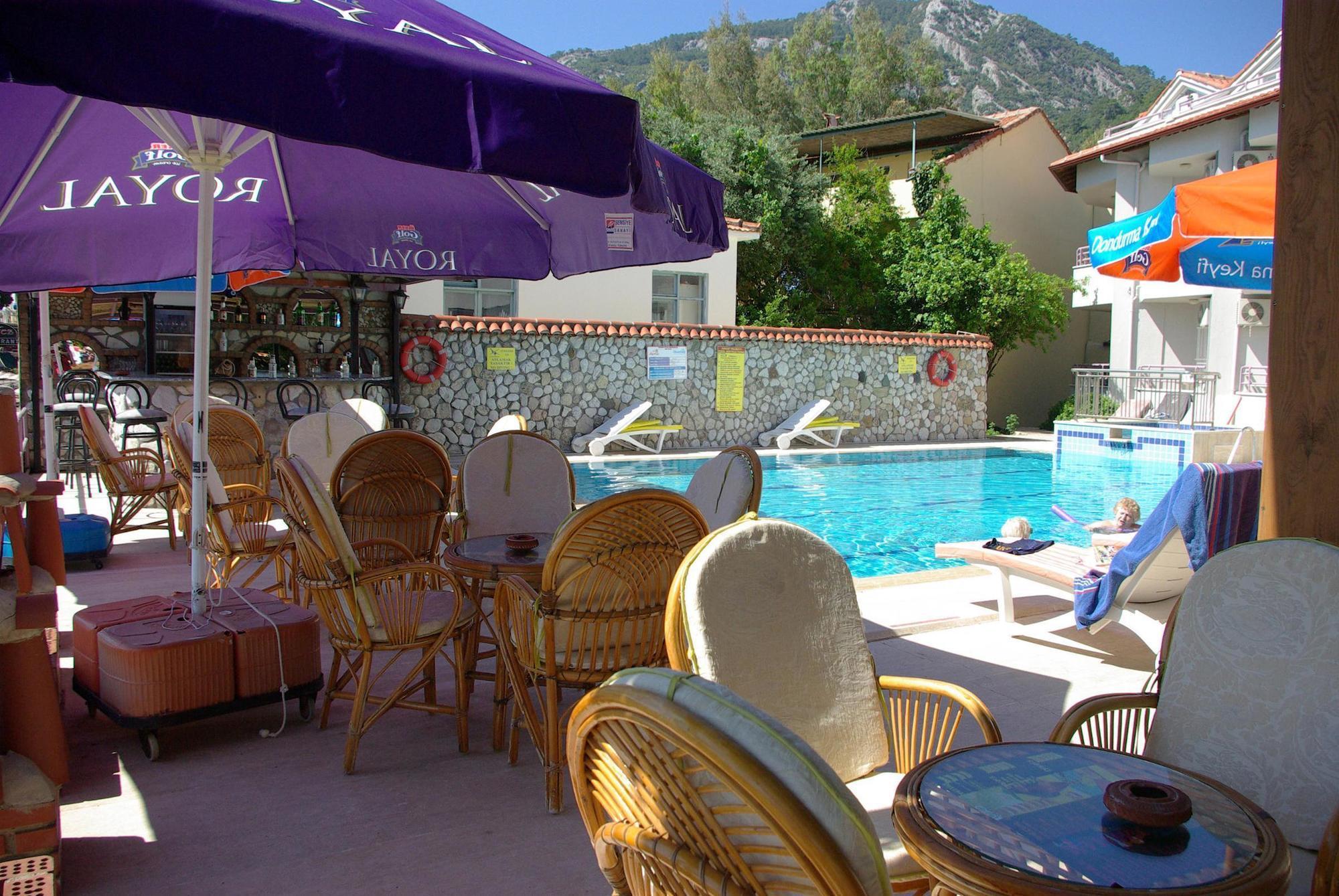 Zeybek Hotel Turunc Εξωτερικό φωτογραφία